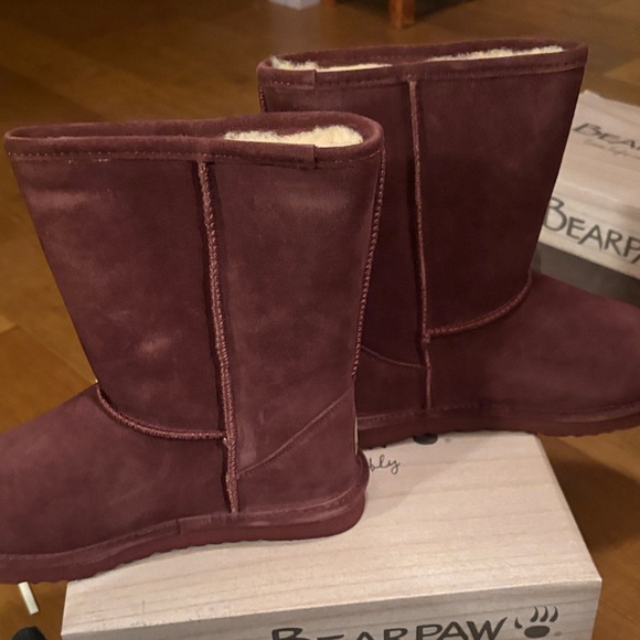 BearPaw Dorado II Unisex Boots in Wine - Picture 3 of 3